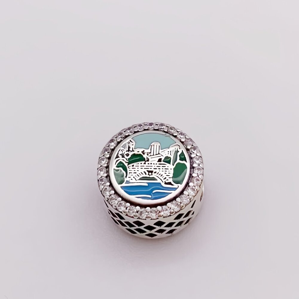 Pandora THE HEART NEW YORK CITY Exclusive Charm bead